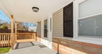 2BR - Winston’s - Salem - Casa Nova - Getaway