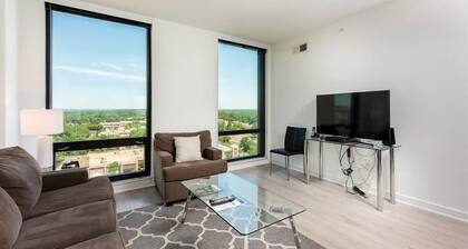 Steps from NJ Transit 1 BR | near Center of Town