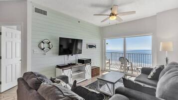 Smart-TV, DVD-Player, Bücher