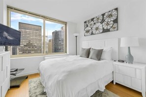 2 bedrooms, desk, iron/ironing board, free WiFi