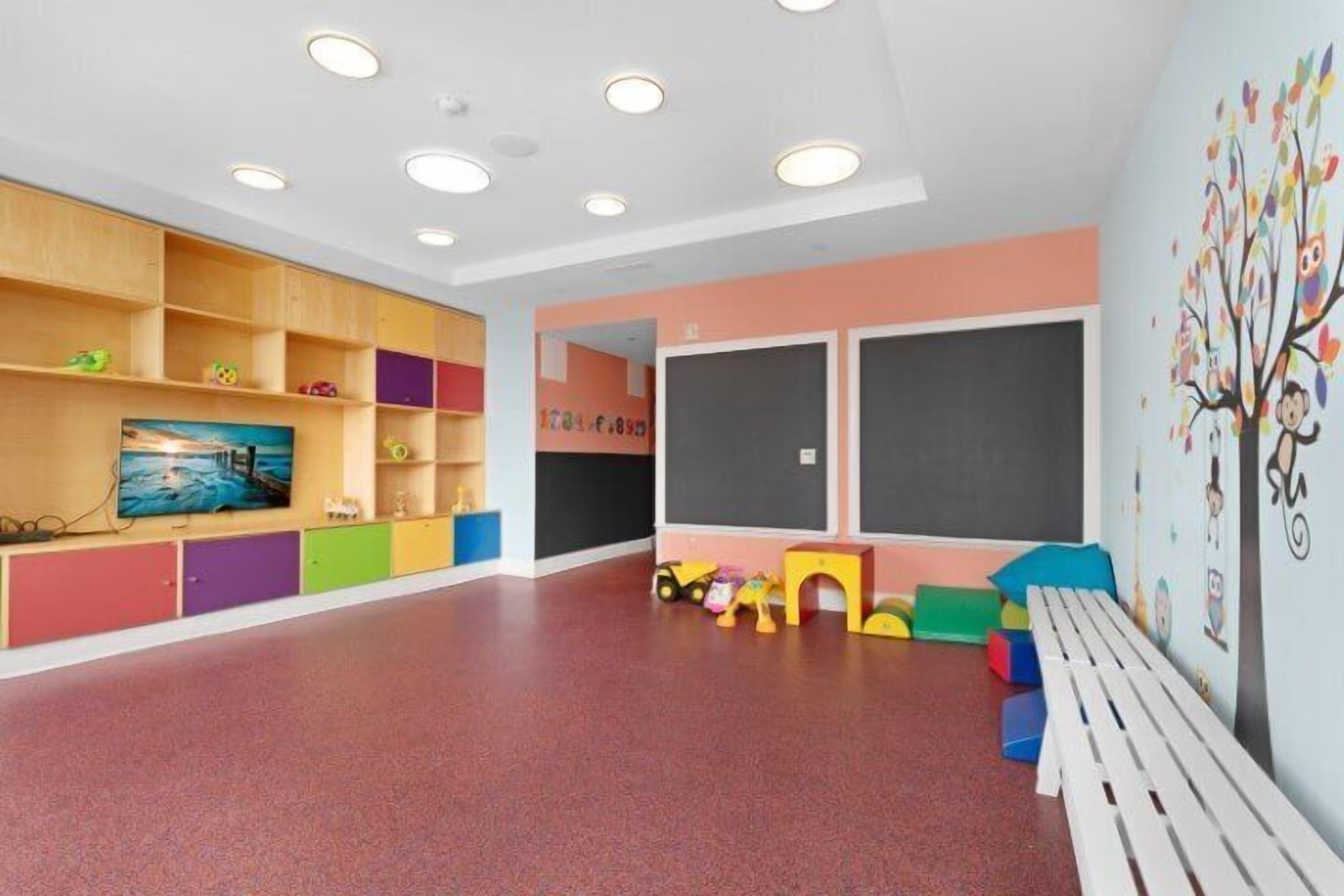 Trendy&Affluent Jersey Location | Furnished w/ Stackable Washer/D