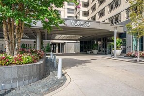 Exterior - JC PATH 2 BR | Linens/Towels | Gym + Rooftop (Jersey City)