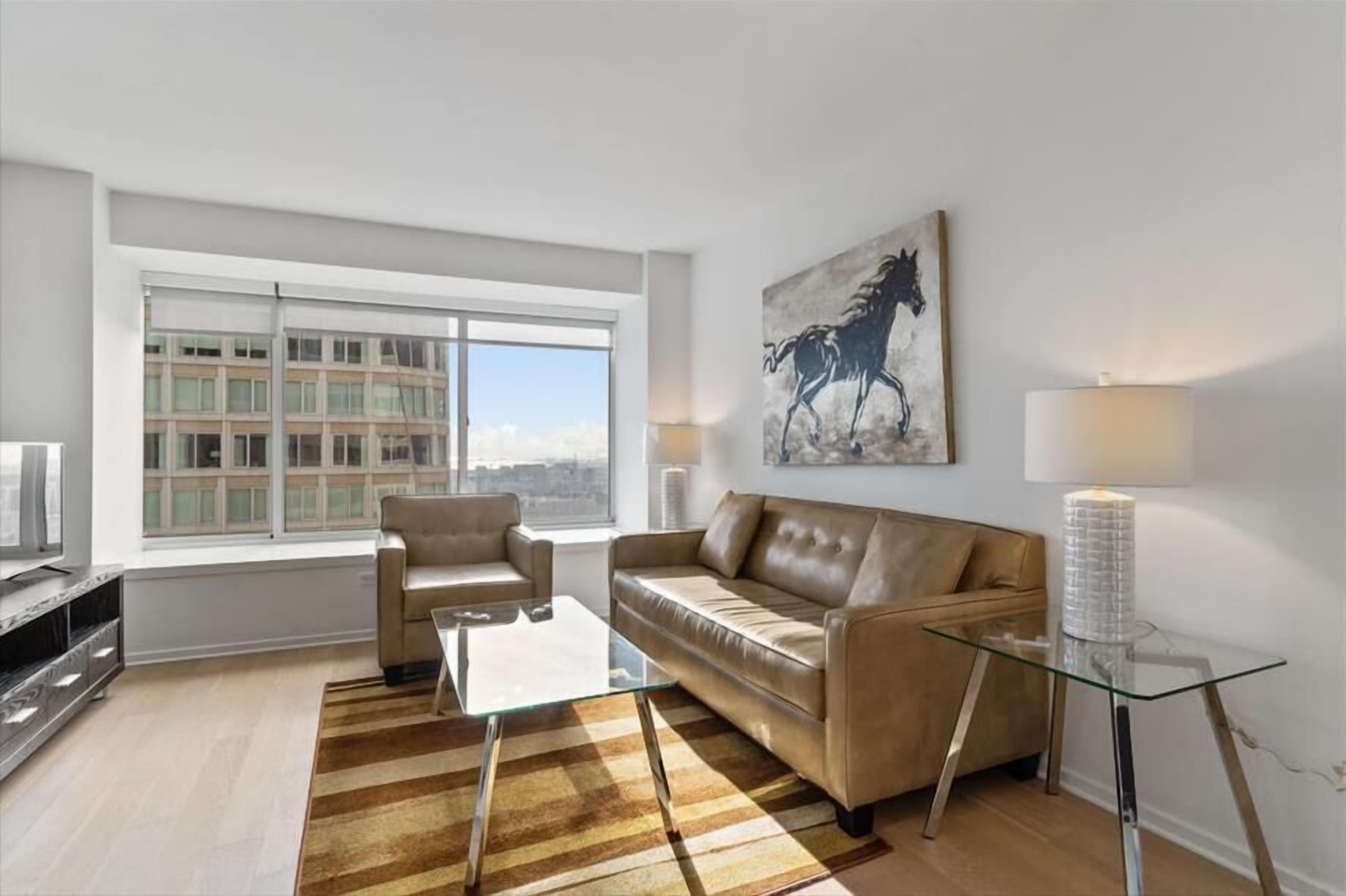 Pet Friendly w Dog Park | SoMa | nr Union Square & Financial District