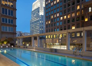 Website Amenity Photos - Party & Entertaining Areas | Close to Subways+Commutes |South Beach (San Francisco)