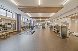 Noma Washington 1 Bedroom Deluxe Fitness Center