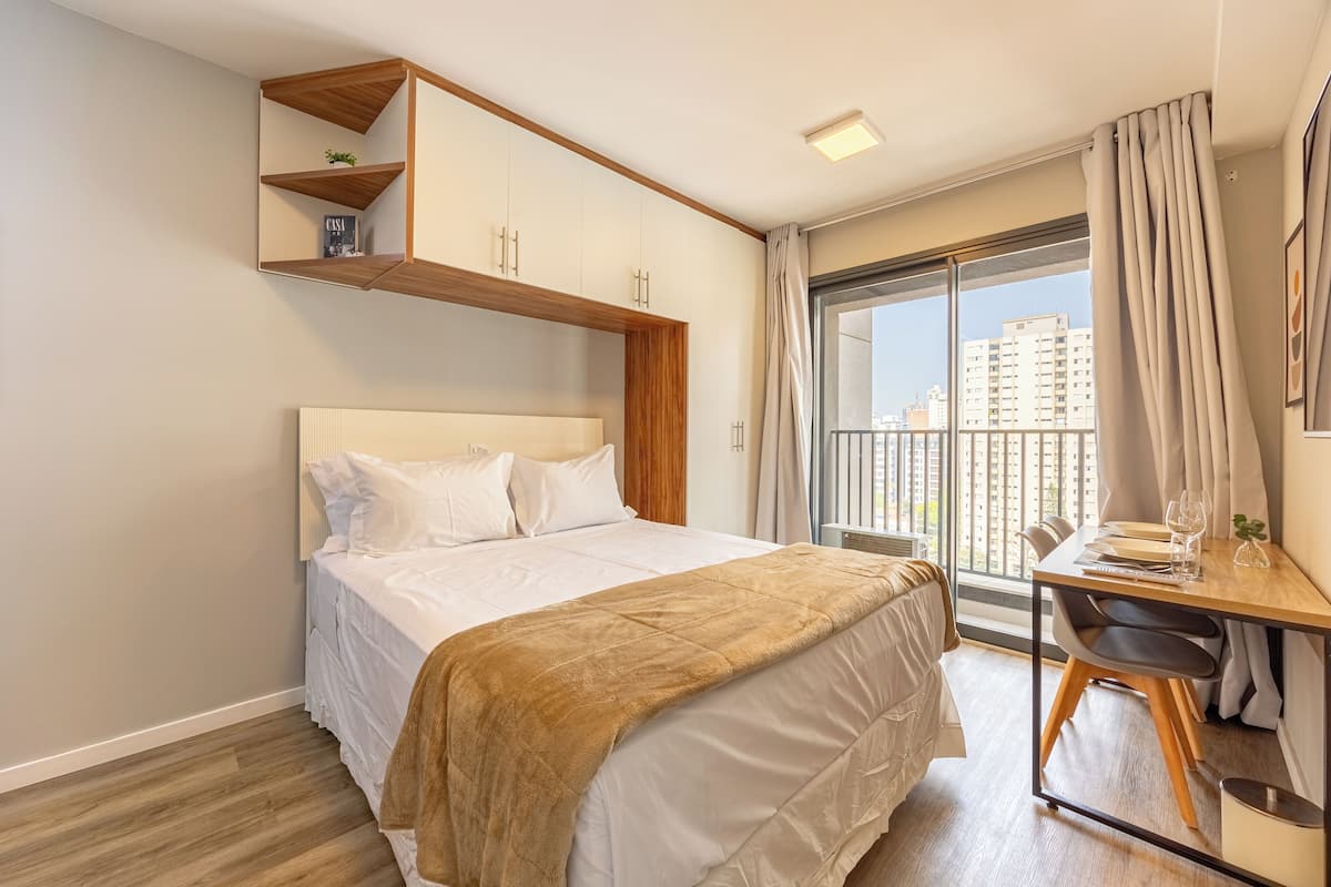 Classic Studio | Individually decorated, individually furnished, free WiFi, bed sheets