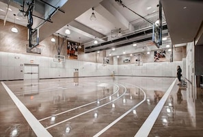 Fitness facility - Hudson River 1 BR | near Hudson Hards | Free Wi-Fi (New York)