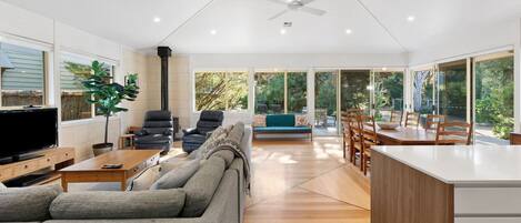 Fireplace, DVD player