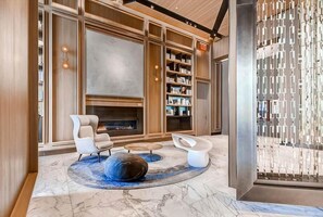 Interior - Steps from Hudson River Studio BR Downtown/River | Desk + Wi-Fi (New York)