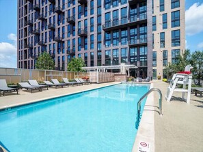 Beheizter Pool