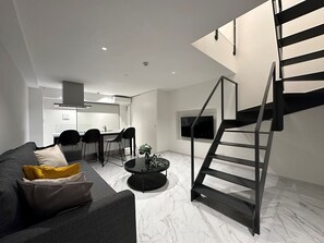 Apartamento ejecutivo | 1 dormitorio y espacio para trabajar con un portátil