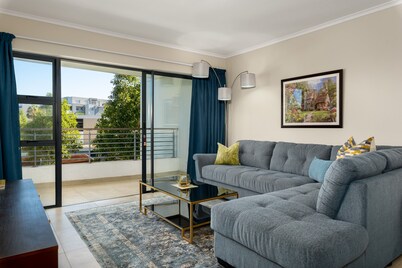 Comfort Living In Century City - Pool + Braai
