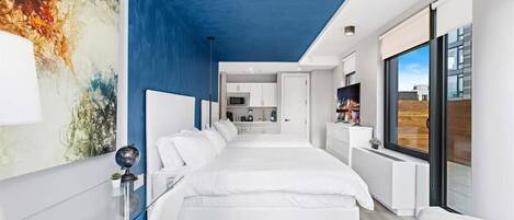 Iron/ironing board, free WiFi, bed sheets