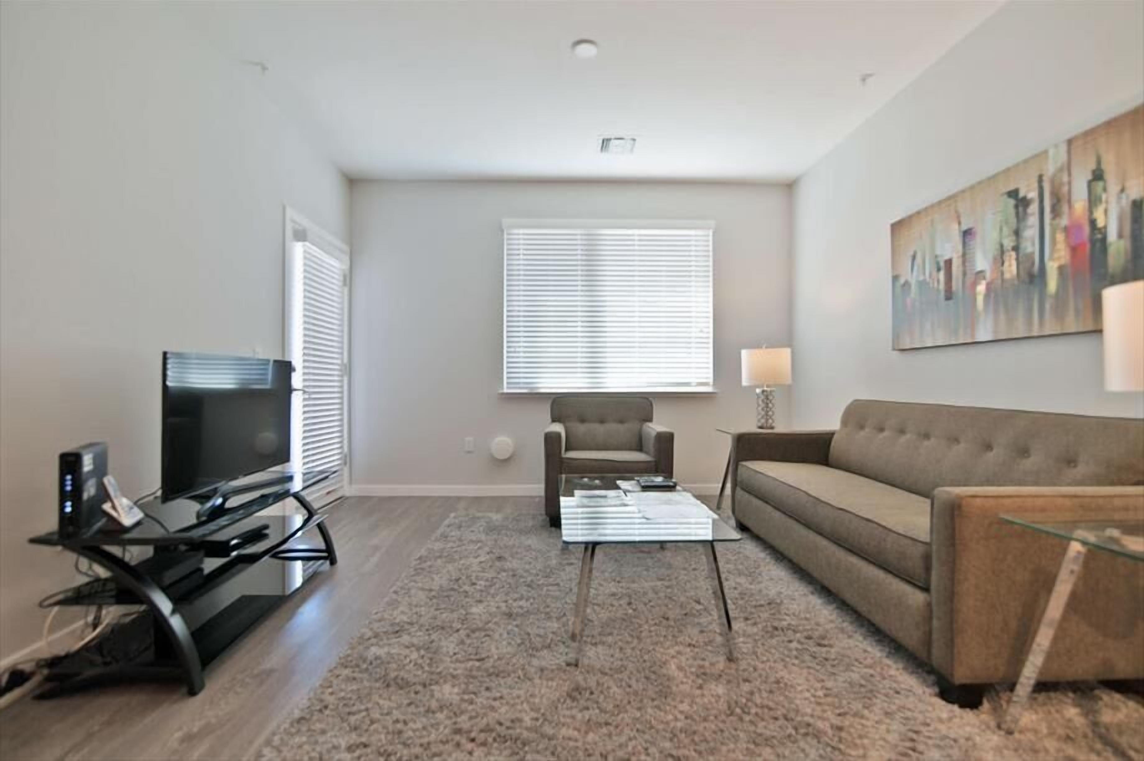 Steps from Disney Concert Hall 1 BR | Pool + Gym