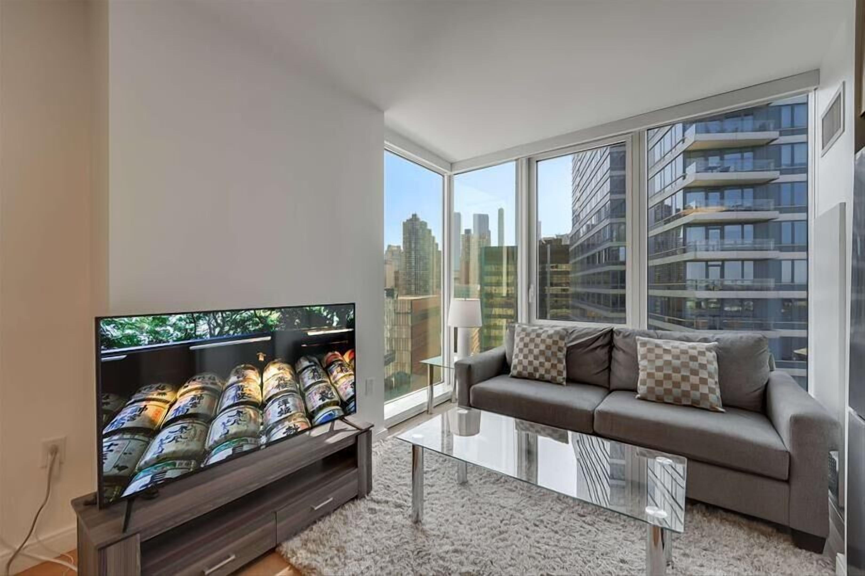 West 57th Street 1 BR | Doorman | West Side