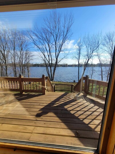 Lake House Retreat on Eau Pleine Flowage
