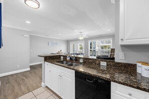 Interior - Pool,1 Block to Beach, Sleeps 10, Golf Cart, Main ST (North Myrtle Beach)