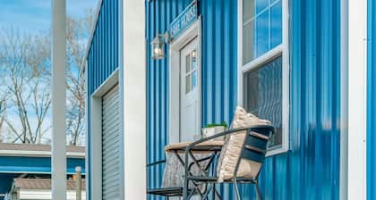 Guntersville Lake House with 32' Boat Garage, No-Stairs Entrance, Wi-Fi