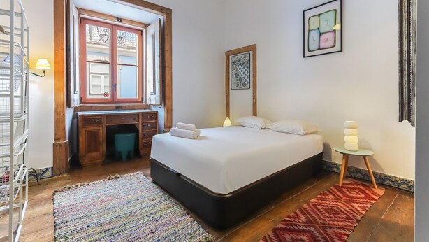 Unclassified image, 1 of 1, button - Downtown Vintage Suite II by Homing (Lisbon)