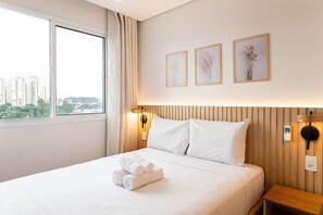 Apartment | 1 bedroom, laptop workspace, blackout curtains, iron/ironing board - Studio Laguna (São Paulo)