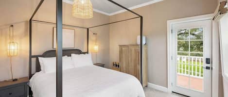 4 bedrooms, iron/ironing board, travel cot, free WiFi