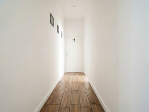 Standard Triple Room | Desk, free WiFi
