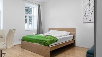 Standard Triple Room | Desk, free WiFi