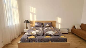 Tremannsrom – standard | Skrivebord og wi-fi (inkludert)