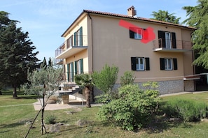 Facciata della struttura
