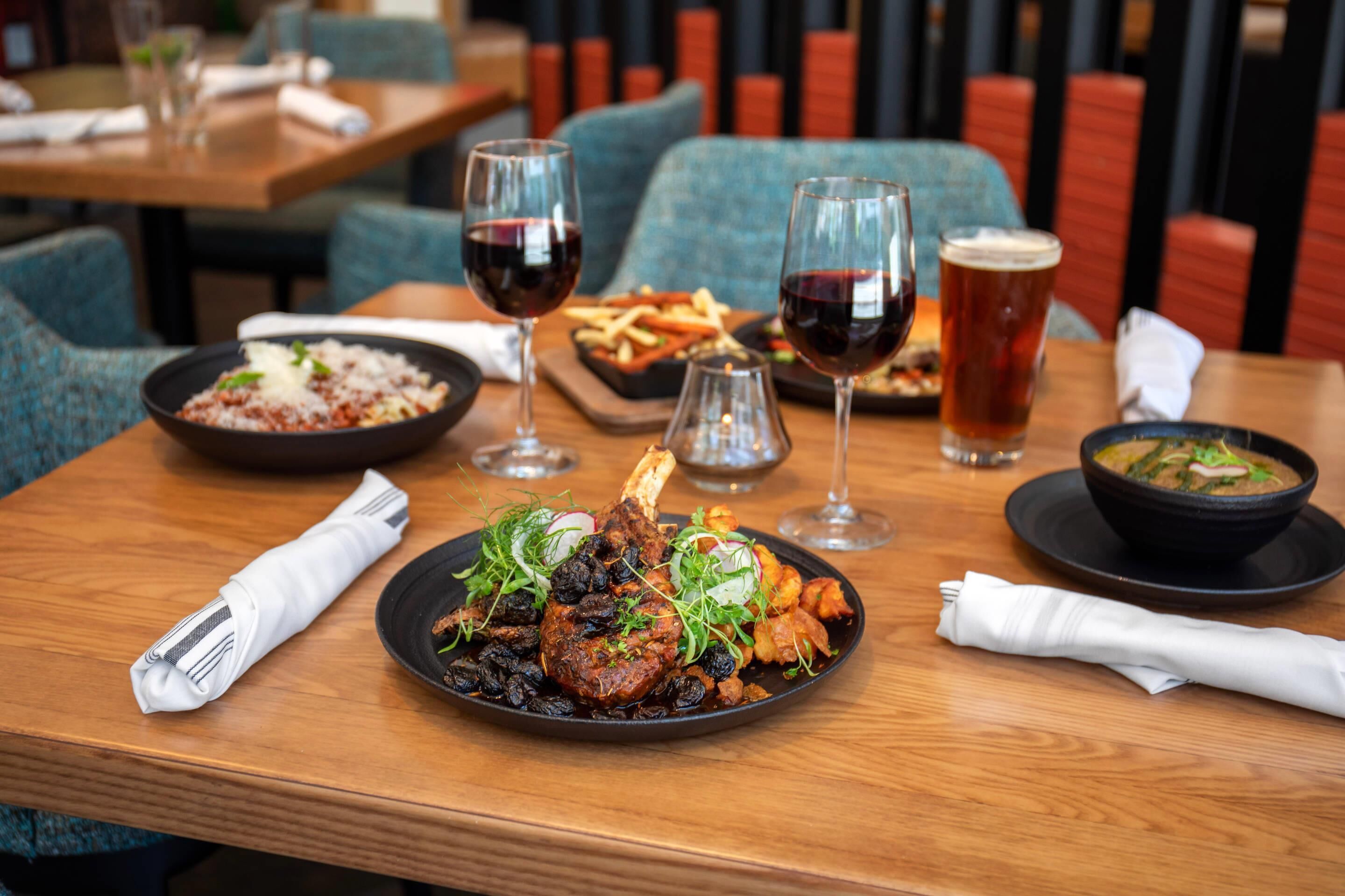 Breakfast and dinner served, local cuisine