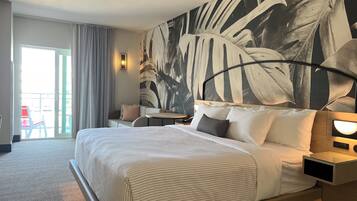 Egyptian cotton sheets, premium bedding, down duvets, desk