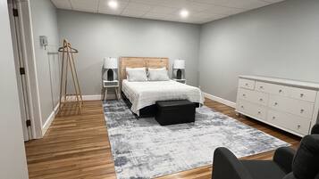 1 camera, una scrivania, ferro/asse da stiro, Wi-Fi gratuito