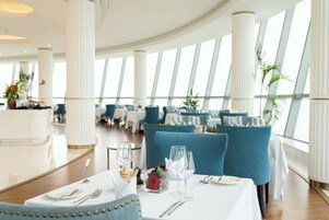 2 restaurants, breakfast, lunch, dinner served; Fusion cuisine