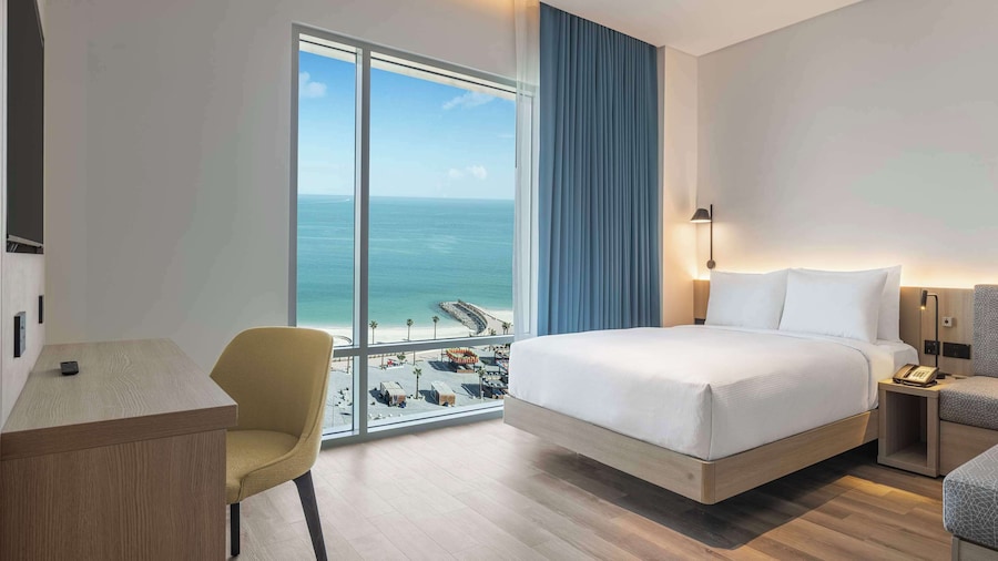 Hampton By Hilton Kuwait Salmiya