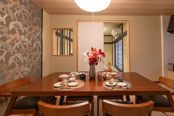 Maison supérieure | Salle à manger