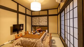 Superior House | Living room | 32-inch flat-screen TV with digital channels
