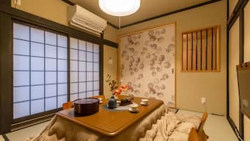 Superior House | Living room | 32-inch flat-screen TV with digital channels