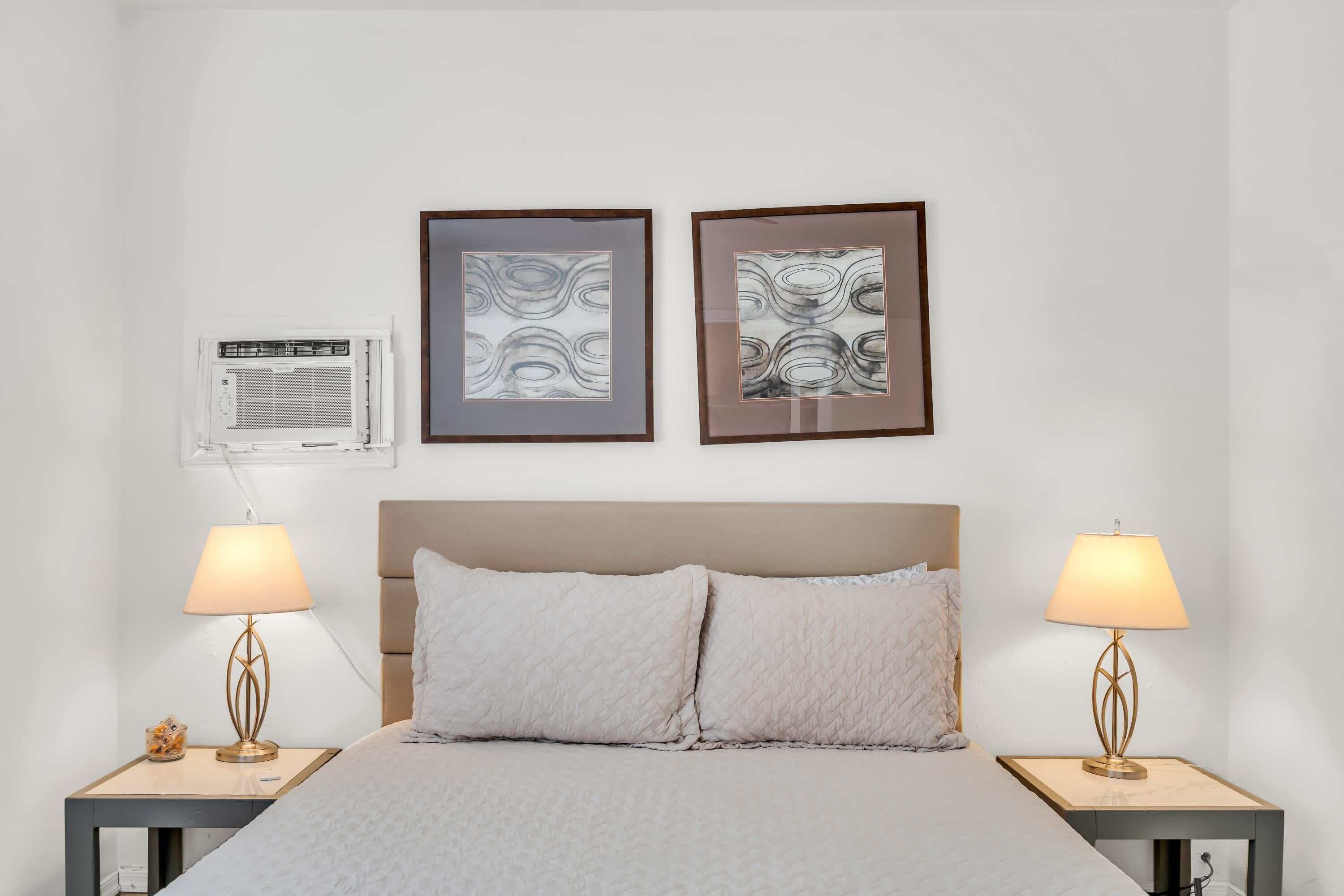 1 soverom, strykejern/-brett, wi-fi og sengetøy