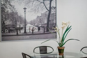 تناول الطعام