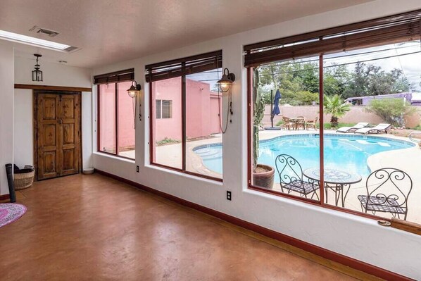 Pool - Unique Casa w/ Private Pool | Near UofA & Shopping (Tucson)