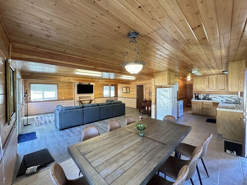Enjoy this cozy family-style home along the Klamath River, just off HWY 101!