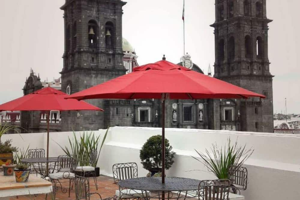 HOTEL SANTIAGO