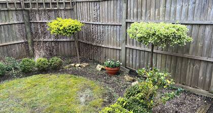 2 bedroom cottage in Stamford