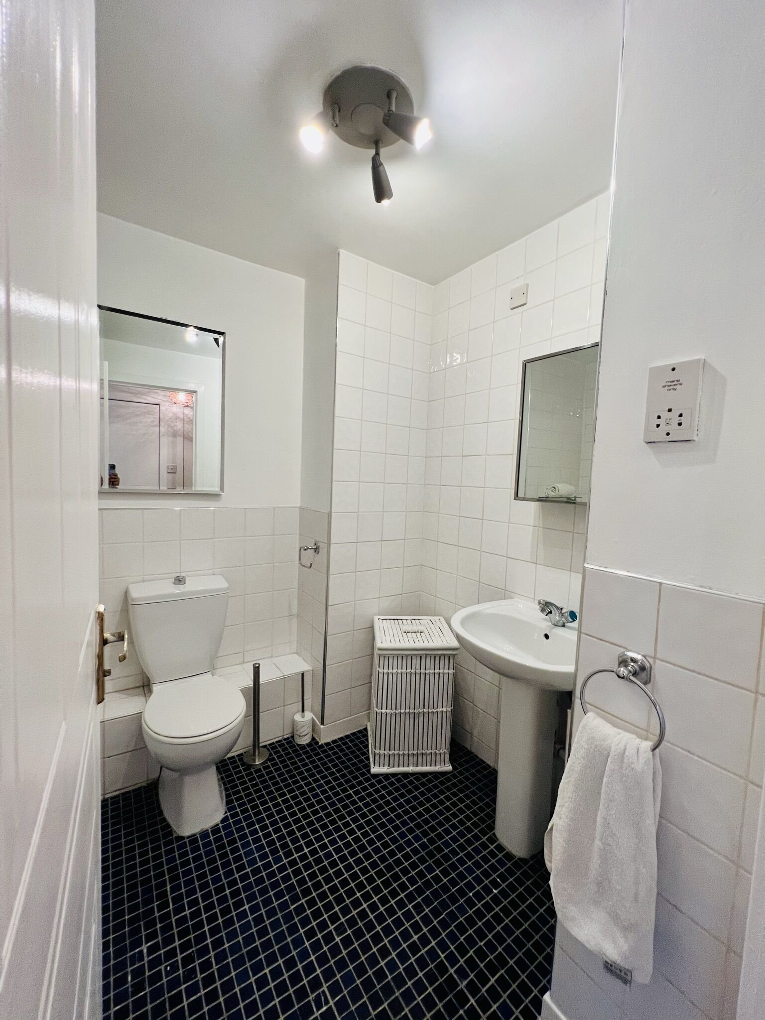 Miljövänliga toalettartiklar, handdukar, tvål och schampo