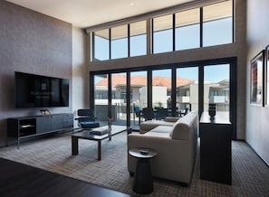 Terrace Collection Four Bedroom Suite | Living area