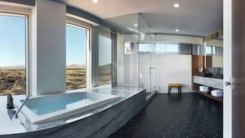 Suíte presidencial | Banheiro | Chuveiro, secador de cabelo, toalhas de banho, sabonete