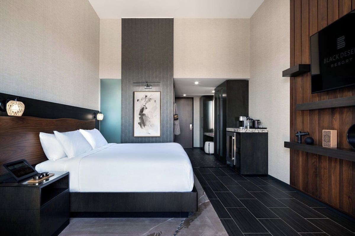 Premium bedding, pillowtop beds, in-room safe, blackout drapes