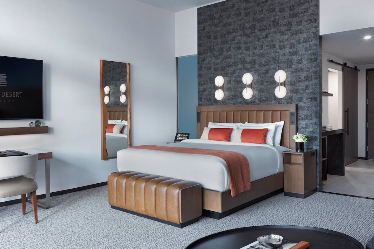 Hotel King | Premium bedding, pillow-top beds, in-room safe, blackout curtains