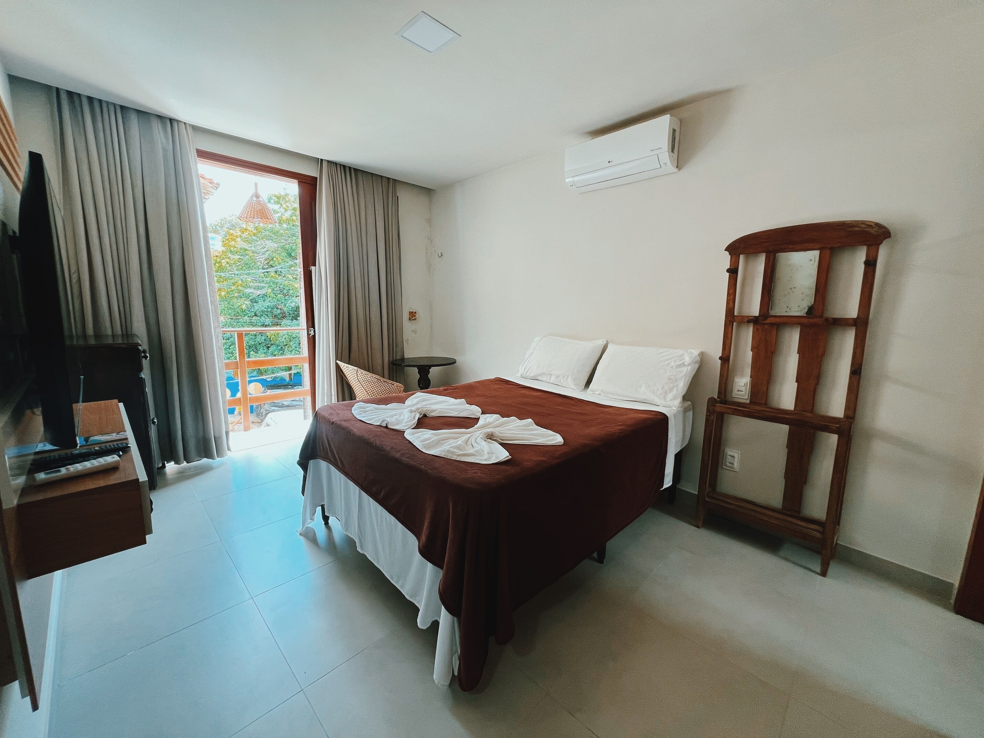 2 quartos, ferros/tábuas de passar roupa, Wi-Fi de cortesia