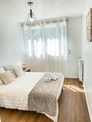 2 Schlafzimmer, Bügeleisen/Bügelbrett, Reisekinderbett, kostenloses WLAN